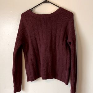 Maroon sweater